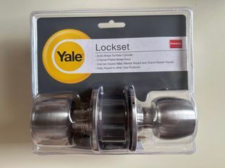 Yale Entrance door knob  VBR5227