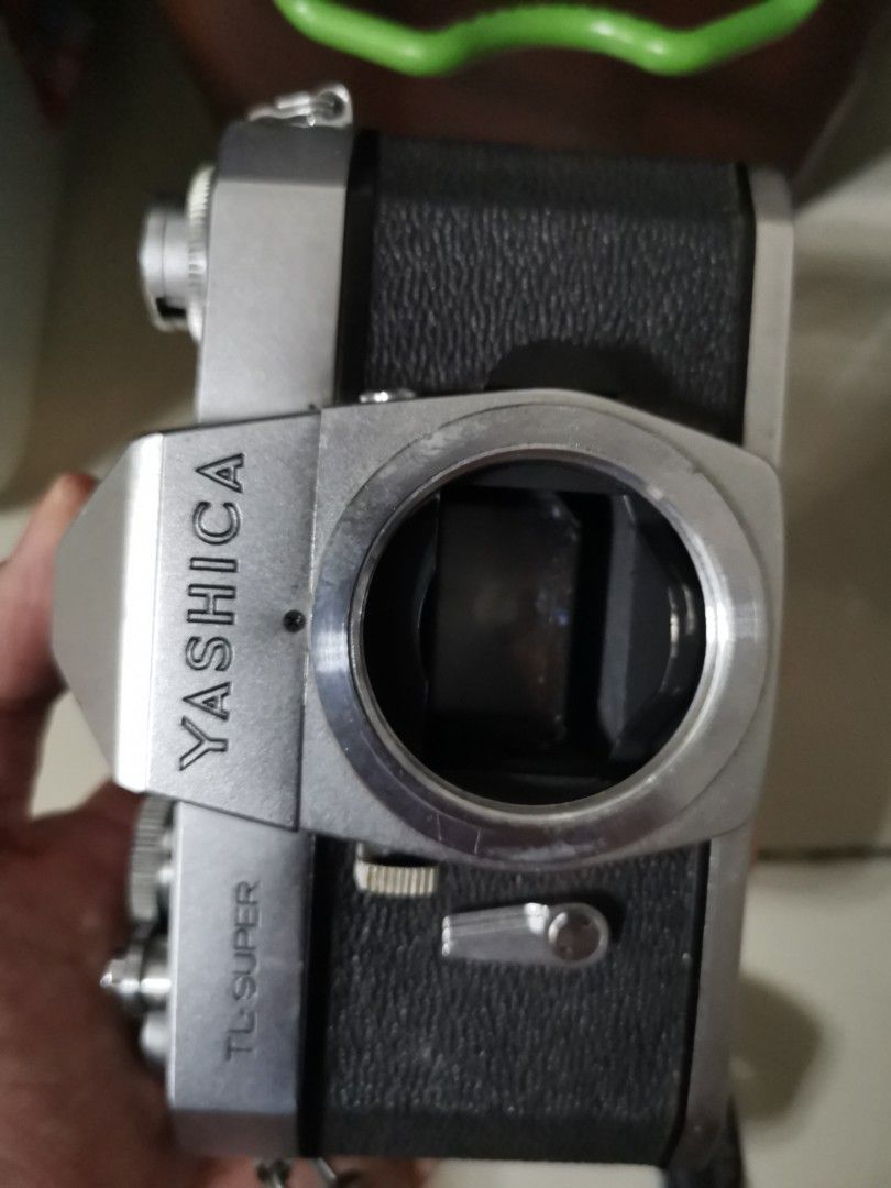 Yashica TL-super (Defekt) in CLARENS für CHF 25 – mit Lieferung auf
