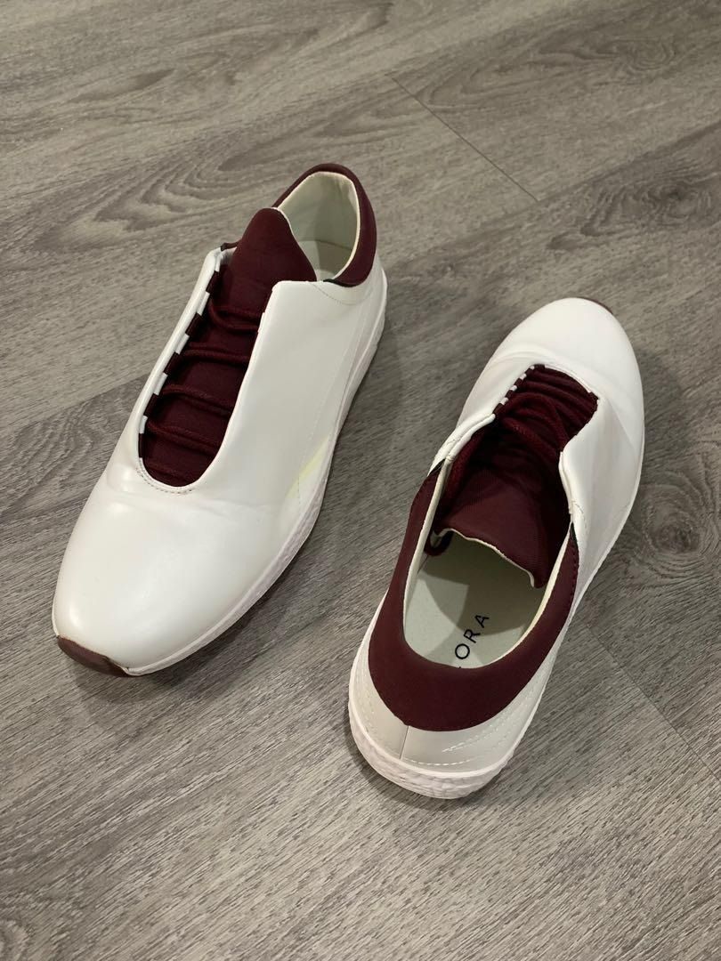White shoes zalora best sale