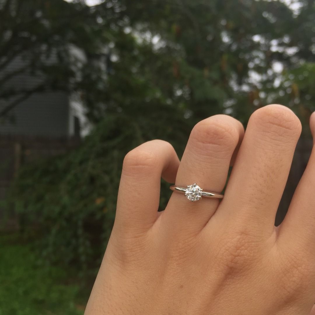 Quarter carat sale solitaire diamond ring