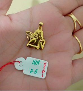 18K Saudi Gold Angel Pendant