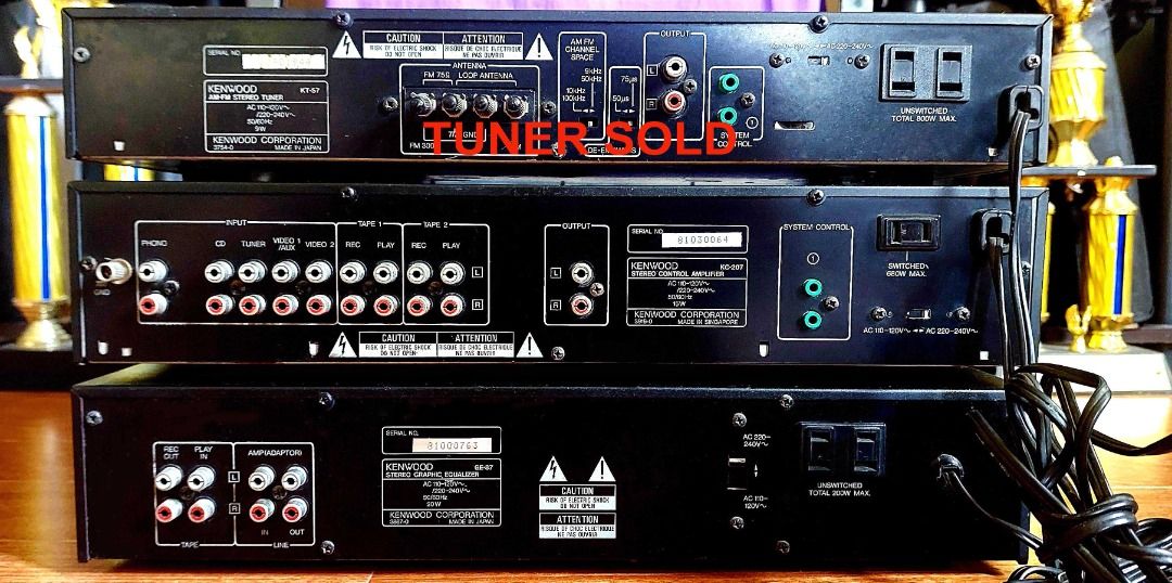 2 Layer Kenwood Control Preamp KC207 & Kenwood Graphic Equalizer GE87 all in Working Condition