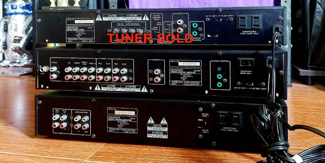 2 Layer Kenwood Control Preamp KC207 & Kenwood Graphic Equalizer GE87 all in Working Condition