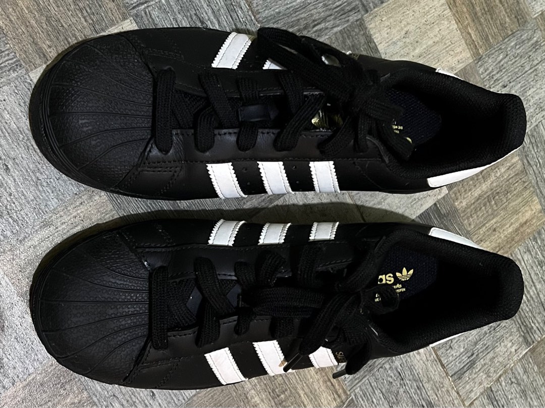 Superstar adidas deals tumblr black