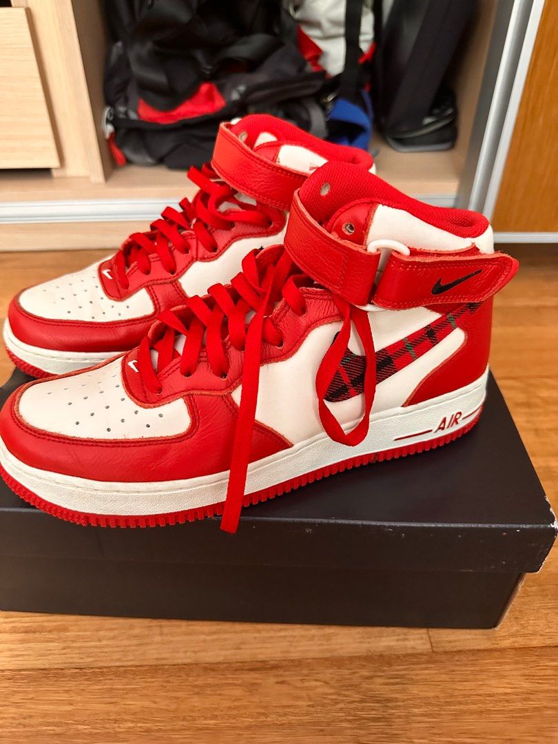 Nike air force on sale 1 mid university red