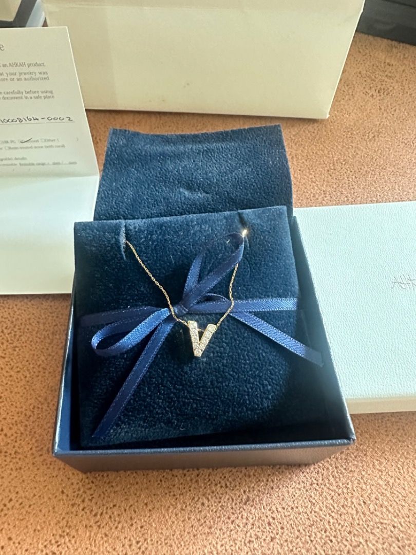 AHKAH Diamond Necklace