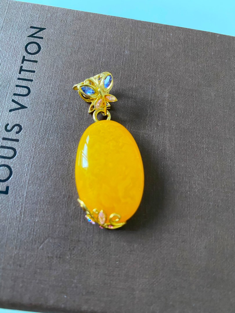 Amber Pendant in 18k gold plated Luxury Accessories on Carousell