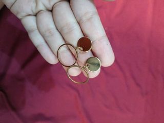 (Kategori: ) berada di . Dikirim oleh thriftbylulu (ID iklan 1254507671, Gambar 1). Deskripsi: .