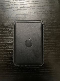Apple Magsafe Wallet