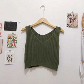 Army ribbed crop tank top tanktop vest lidi outer inner knitwear knit top atasan rajut cardi cardigan not uniqlo h&m zara bershka