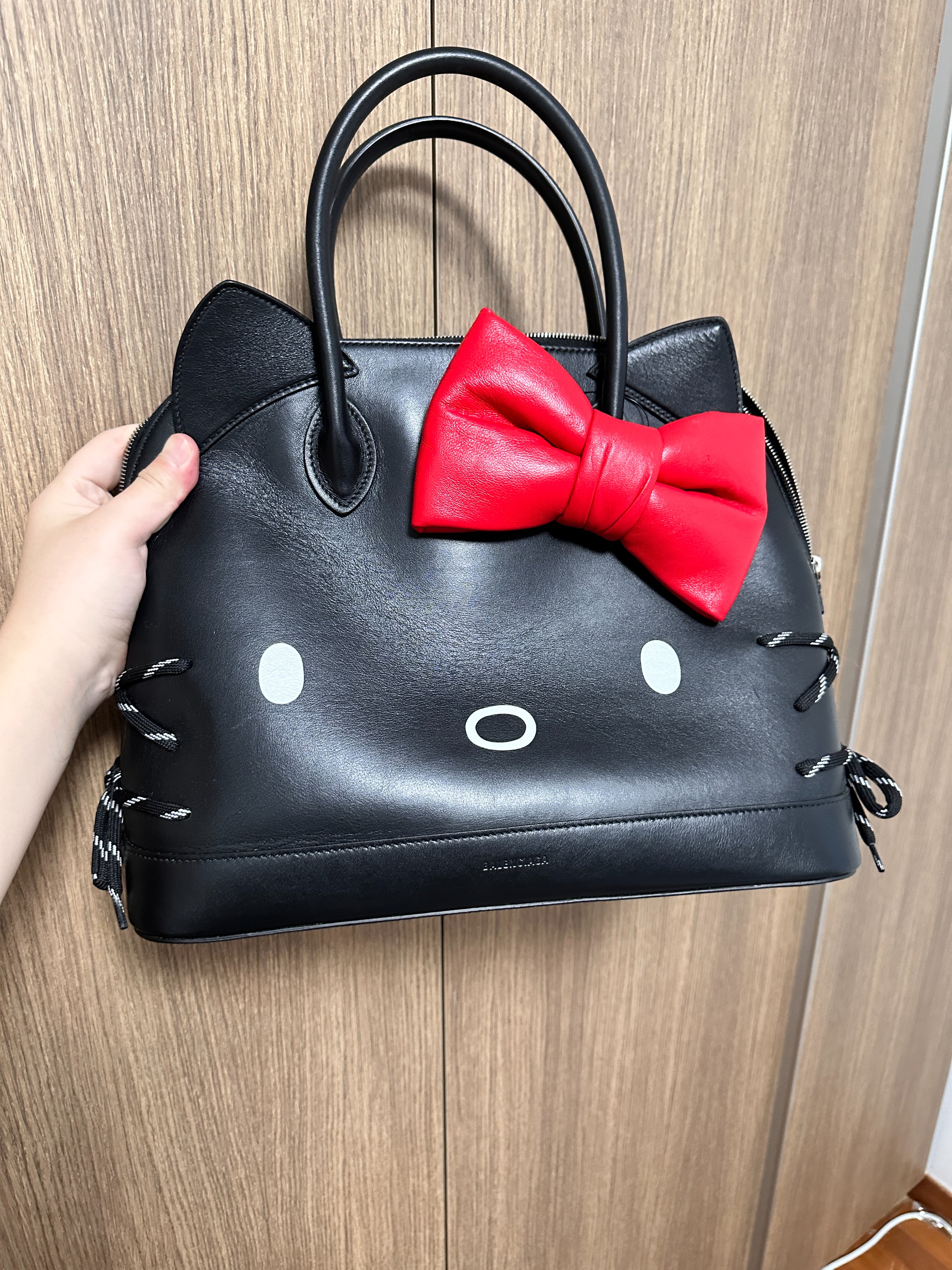 BALENCIAGA x Hello kitty Calfskin Ville Top Handle Bag, Luxury, Bags &  Wallets on Carousell