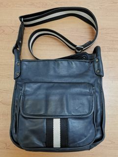 Bally Sling Bag Size 27x27 Cm Made In Italy.