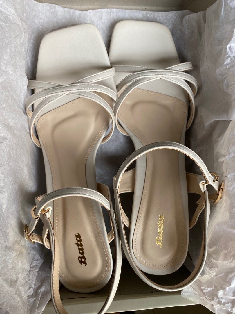 Bata White Heels Women s Fashion Footwear Heels on Carousell