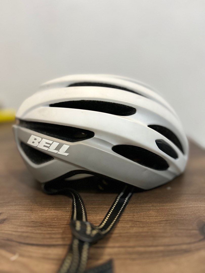 Bell bicycle helmets, Sports Equipment, Bicycles & Parts, Bicycles on