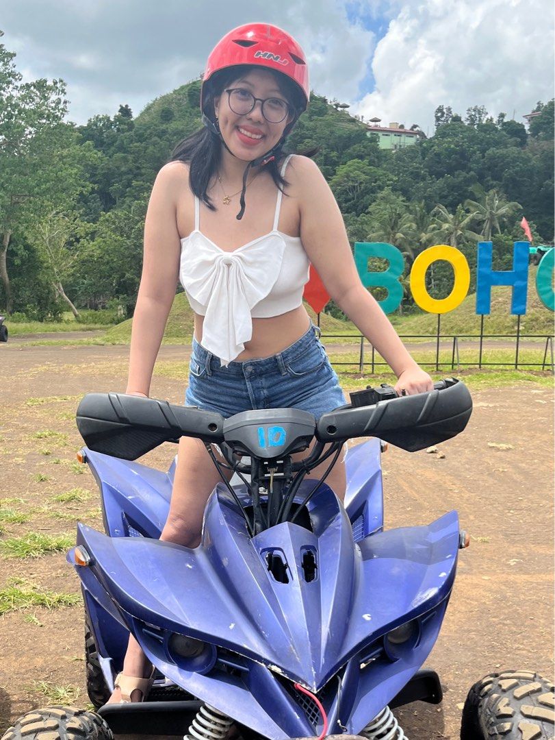 Big Bow Front Crop Cami Top Sleeveless (SHEIN) (Category: Sleeveless) located in Manila. Submitted by im.your.celine (Listing ID 1254485097, Image 1). Description: Used once 😊.