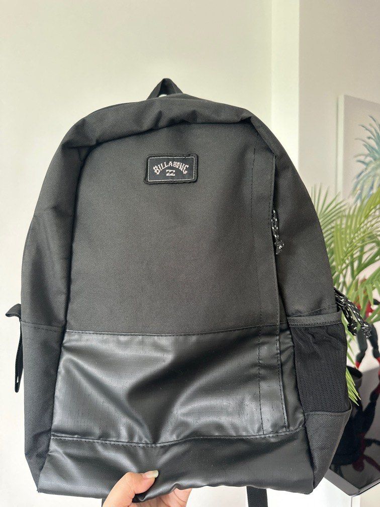 Black billabong hotsell backpack