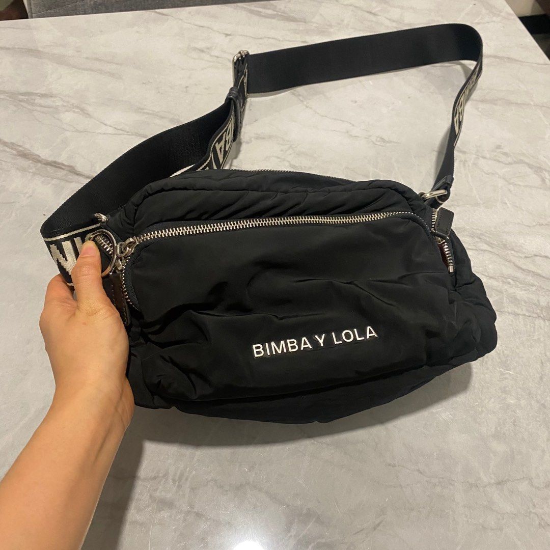 Bimba Y Lola Medium logo-plaque Crossbody Bag - Black