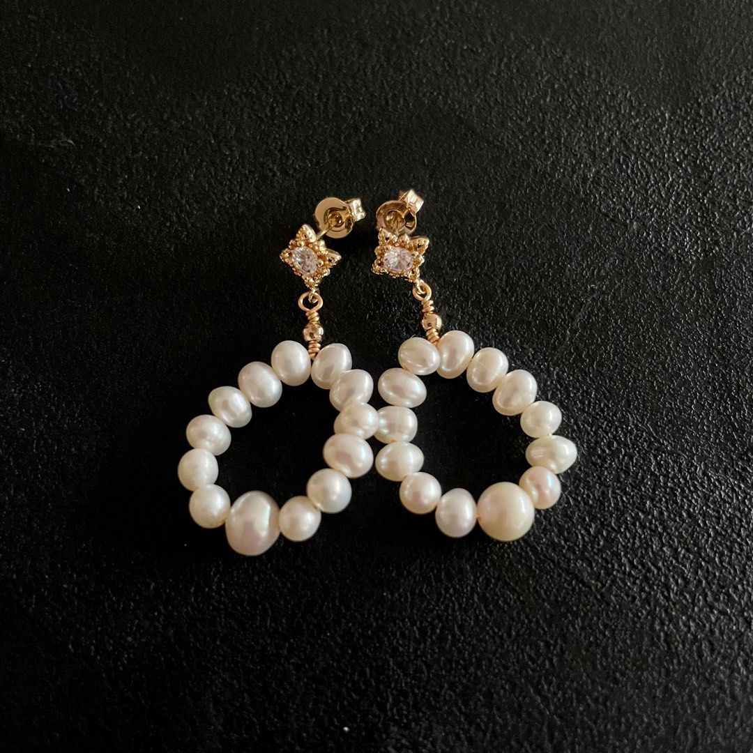 Dangling pearl hot sale
