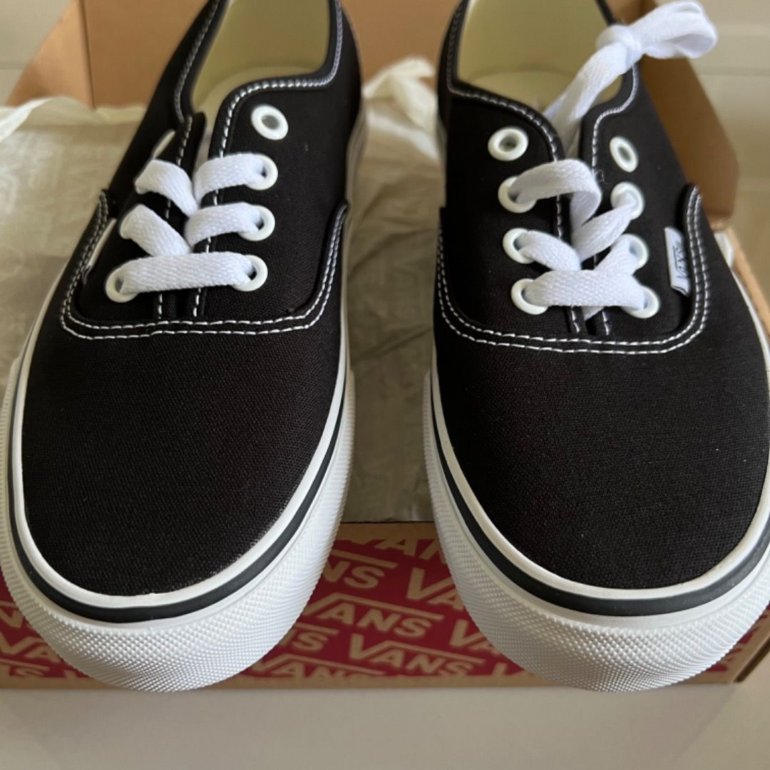 Black authentic vans size cheap 3