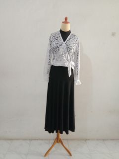 (Kategori: ) berada di . Dikirim oleh MuliaModisteStore (ID iklan 1254485698, Gambar 1). Deskripsi: .