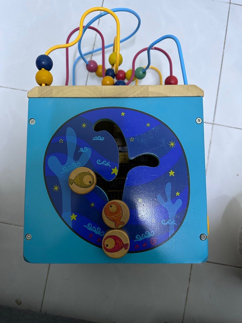 B.Toys Underwater Activity Cube