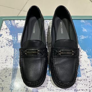 BUCCHERI SEPATU WANITA FULL LEATHER 38