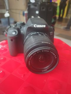 Canon EOS 700D+ 18-55mm Lens  (made in Japan )