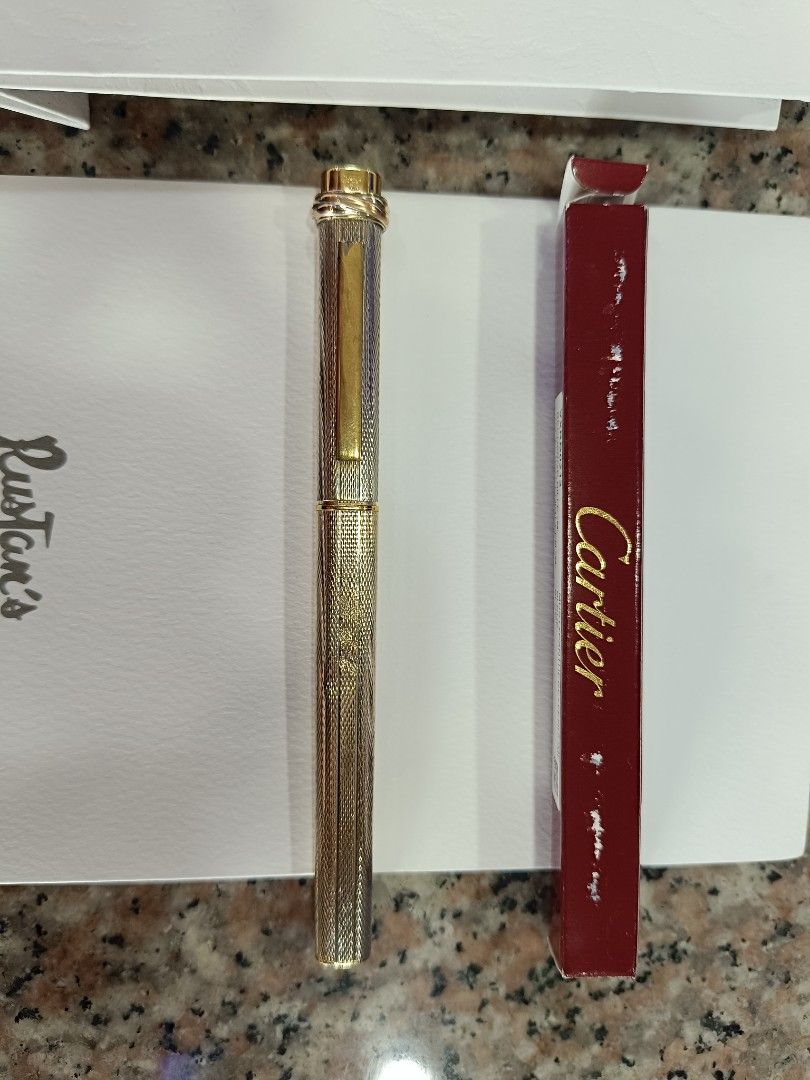 Cartier Vendome Pen (Category: Luxury Accessories) located in Manila. Submitted by andrew.foilaca (Listing ID 1254503420, Image 1). Description: cartier vendome pen with cert from Cartier rustans makati.