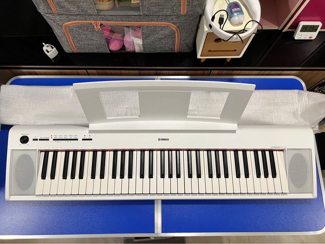 Casio Keyboard, Hobbies & Toys, Music & Media, Musical Instruments on Carousell