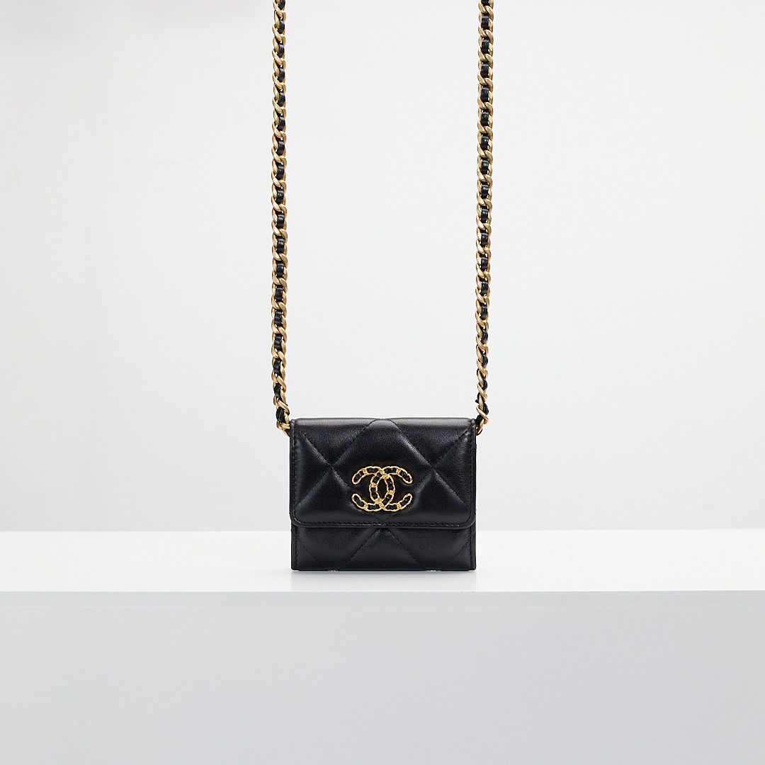 Chanel mini woc discount bag