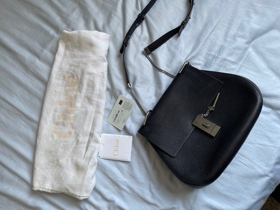 Chloe Drew Large with dust bag and cards (Category: Luxury Bags & Wallets) located in Antipolo. Submitted by munstershupper (Listing ID 1254458134, Image 1). Description: 100% authentic.