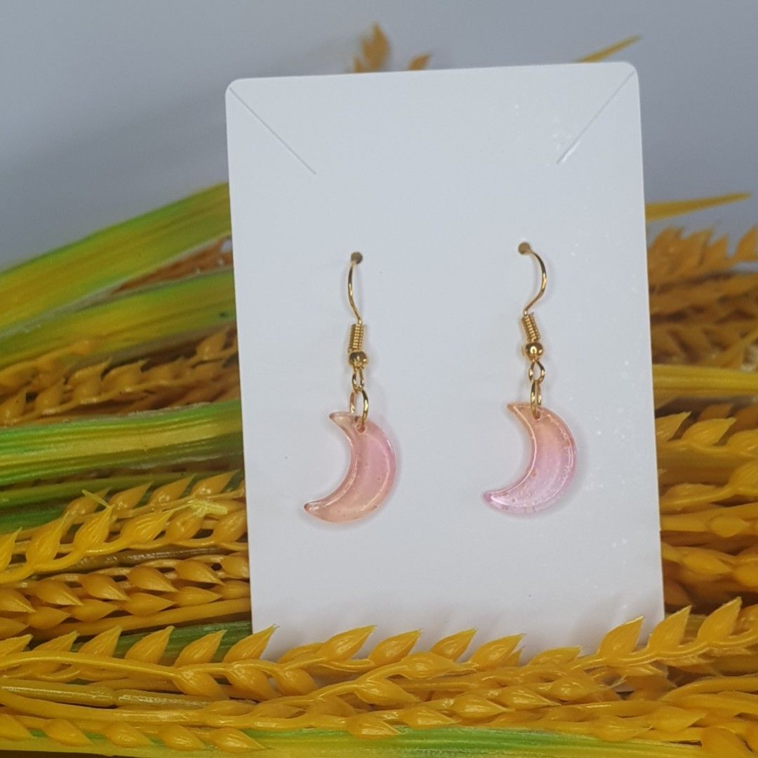 Dangling moon cheap earrings