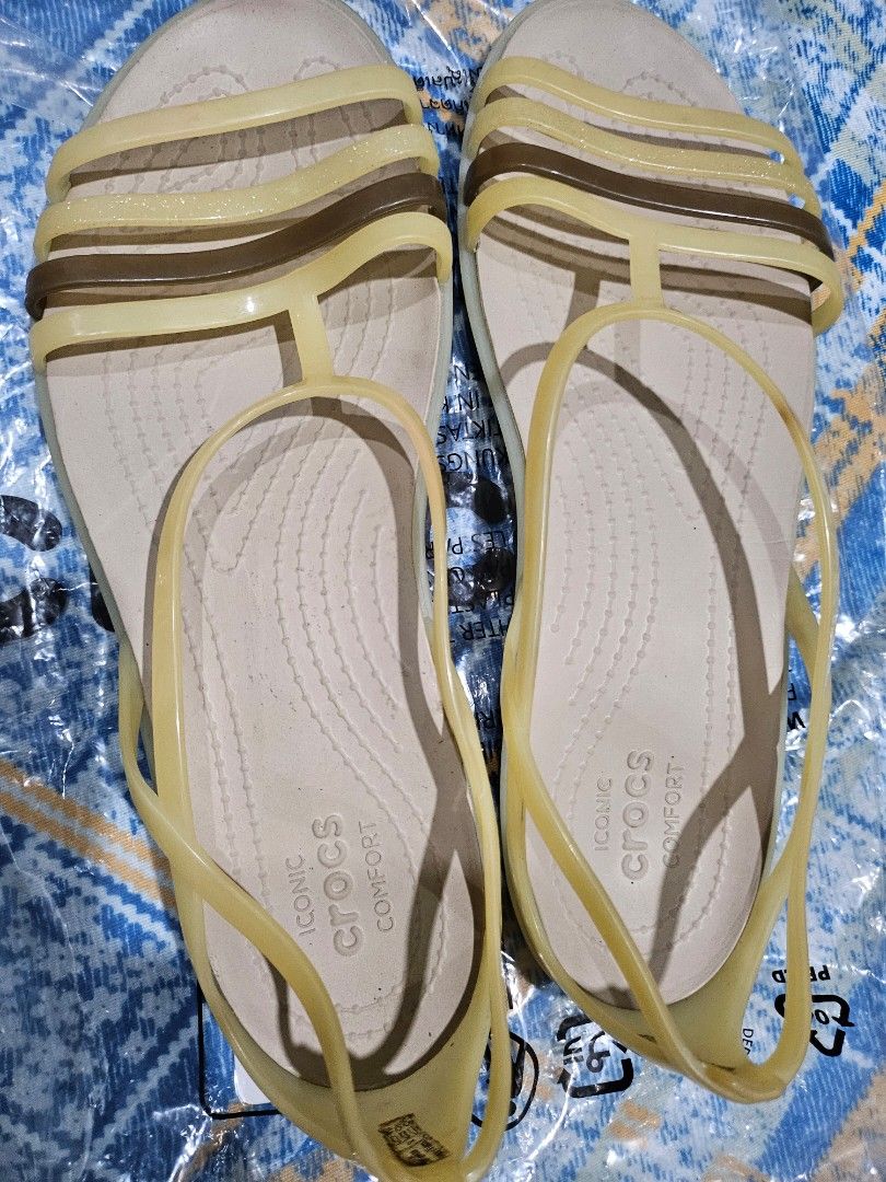 CROCS ISABELLA CUT ladies Gold Strappy Jelly Summer Sandals Uk Size 6 (Eur  38-39 £25.00 - PicClick UK