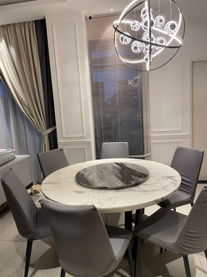 Crown living outlet dining table