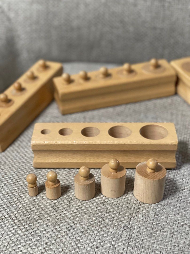 Cylinder block Montessori socket, Hobbies & Toys, Toys & Games on Carousell