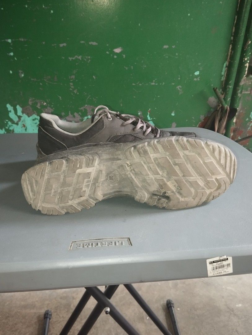 Decathlon Quechua hiking shoe