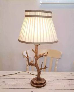 MUST GO REPRICED LAST PRICE Decorative table lamp shade