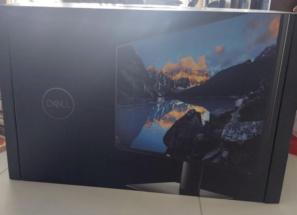 Test Dell UltraSharp 27 U2724D : notre avis complet - Écrans PC Test Dell UltraSharp 27 U2724D : notre avis complet - Écrans PC