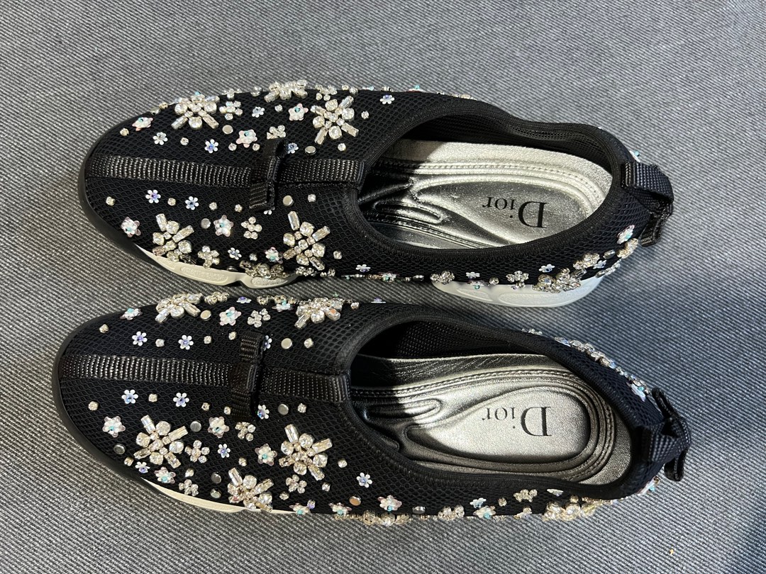 Dior crystal best sale sneakers