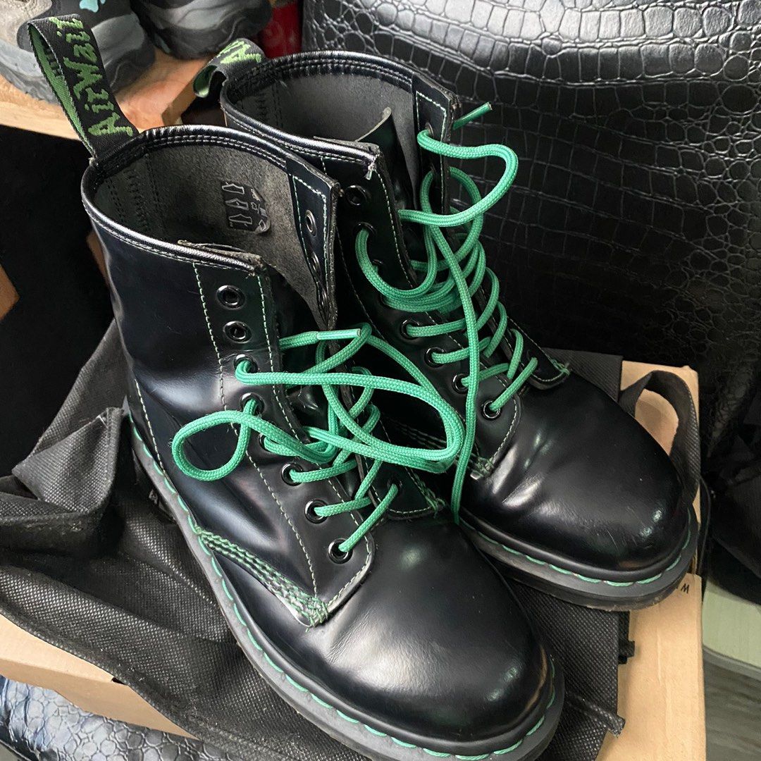 Dr. Martens 1460 Green Stitch second size 39 Fesyen Pria Sepatu