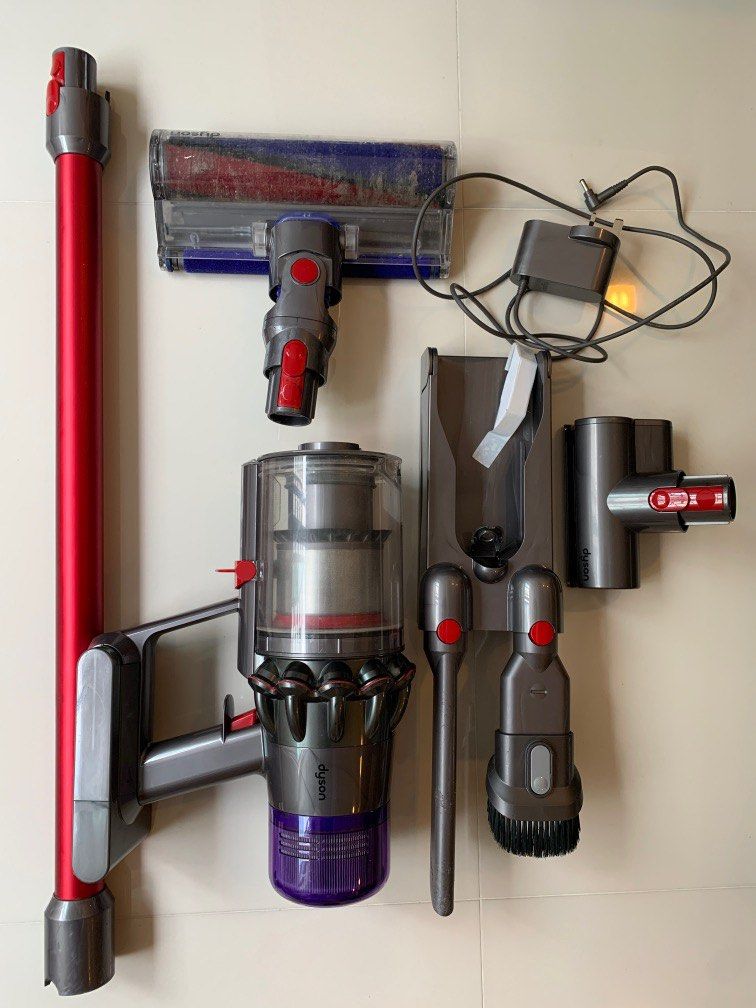 Dyson vacuum V11 (faulty), TV & Home Appliances, Vacuum Cleaner