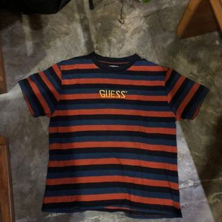 Guess Stripe Tee Vintage Original Authentic 100% T-Shirt Size Large Tshirt T Shirt Pakaian Atasan Baju Kaos Like New Second Used Preloved Bekas Pre Loved 2nd Size L fit to XL