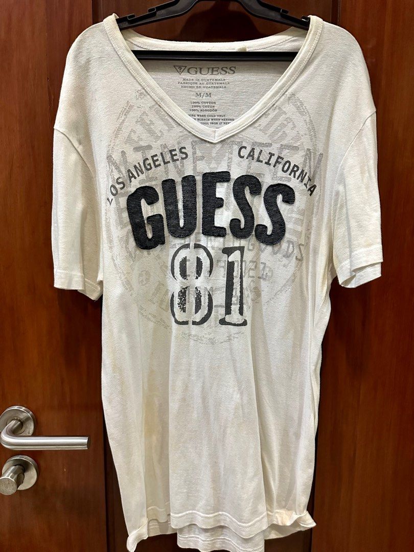 Guess t shirt v neck outlet
