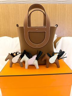 （分類：）位於 。 由 luxuryholics 提交（商品編號 1254618867，圖片 1）。簡介： 。