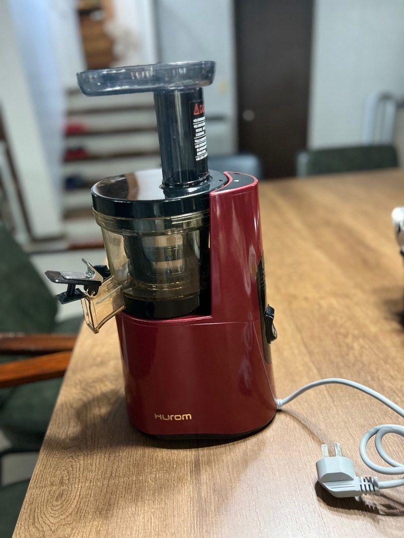 HUROM HU9026WN Slow Juicer (Category: Juicers, Blenders & Grinders) located in Dasmarinas. Submitted by gbting1014 (Listing ID 1254458752, Image 1). Description: Selling seldom used HUROM HU 9026WN Slow Juicer. (Complete with box and inclusions purchased in Korea) .