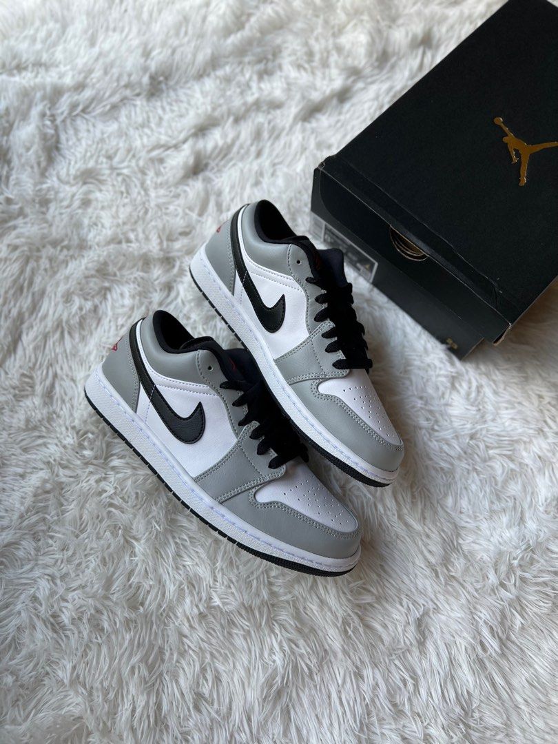 Air Jordan 1 Low Light Smoke Grey