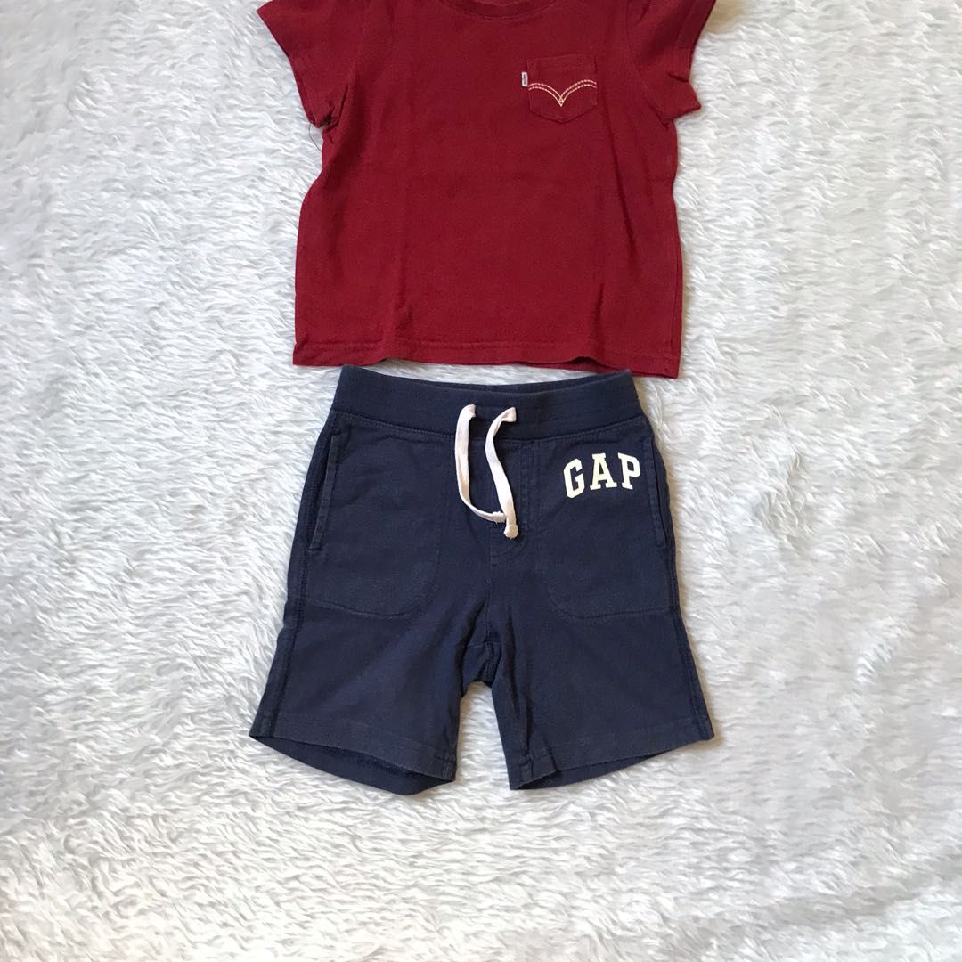 Levis gap store
