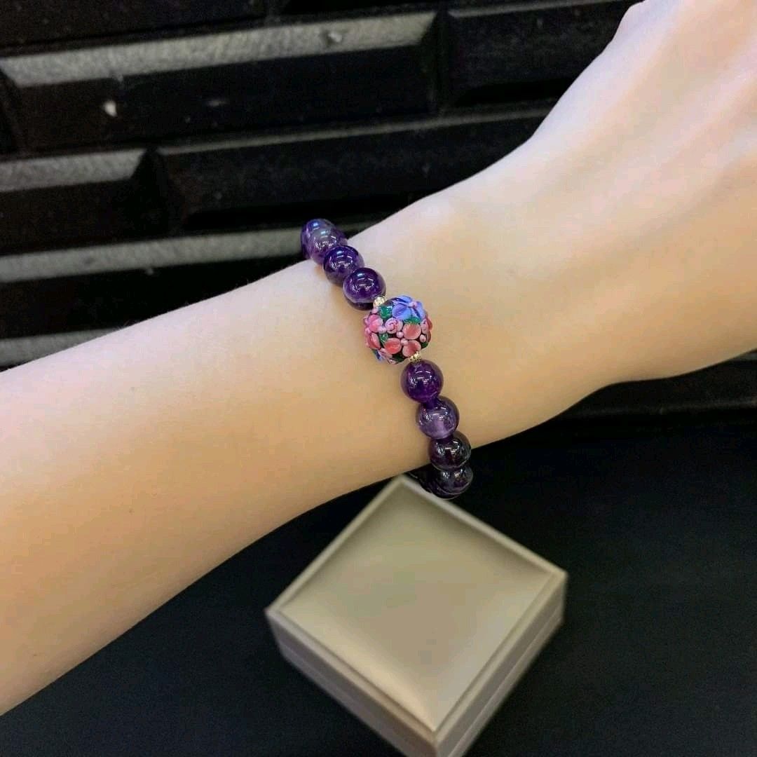 Liuli flower with amethyst bracelet (Category: Bracelets) located in Manila. Submitted by luckycharmsonlineshopping_ (Listing ID 1254474089, Image 3). Description: 💥 NEW ARRIVAL POST 💞 LIULI FLOWER W/ AMETHYST CHARM BRACELET 💞 ❇️ LIULI FLOWER = Liuli glass, indigenous to China, is a beautiful colored glass or crystal first made its appearance about 3000 years ago, exclusive only to Chinese royal families at that time. The pate-de-verre (pronou