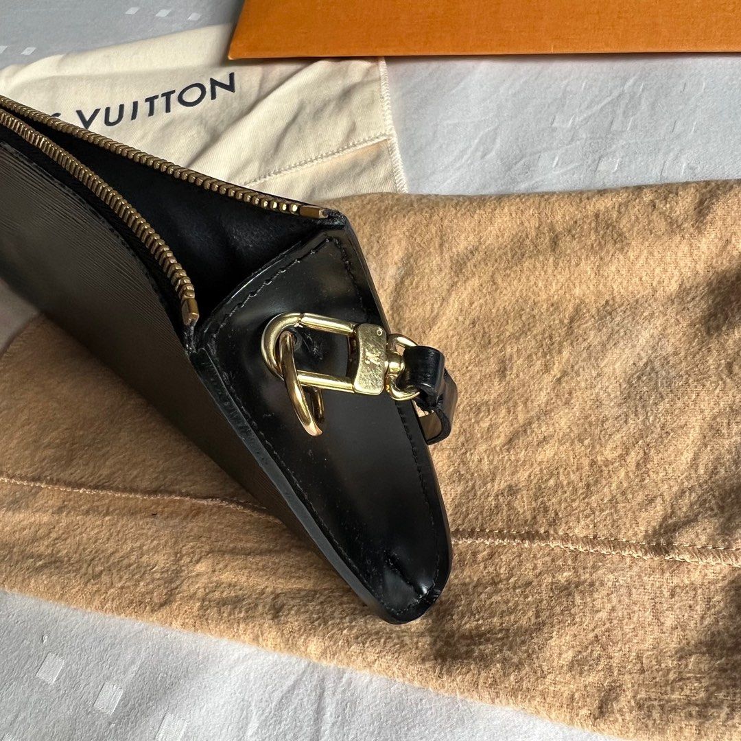 Túi Louis Vuitton Lockme Tender Pochette 'Black' M81560 - Authentic-Shoes