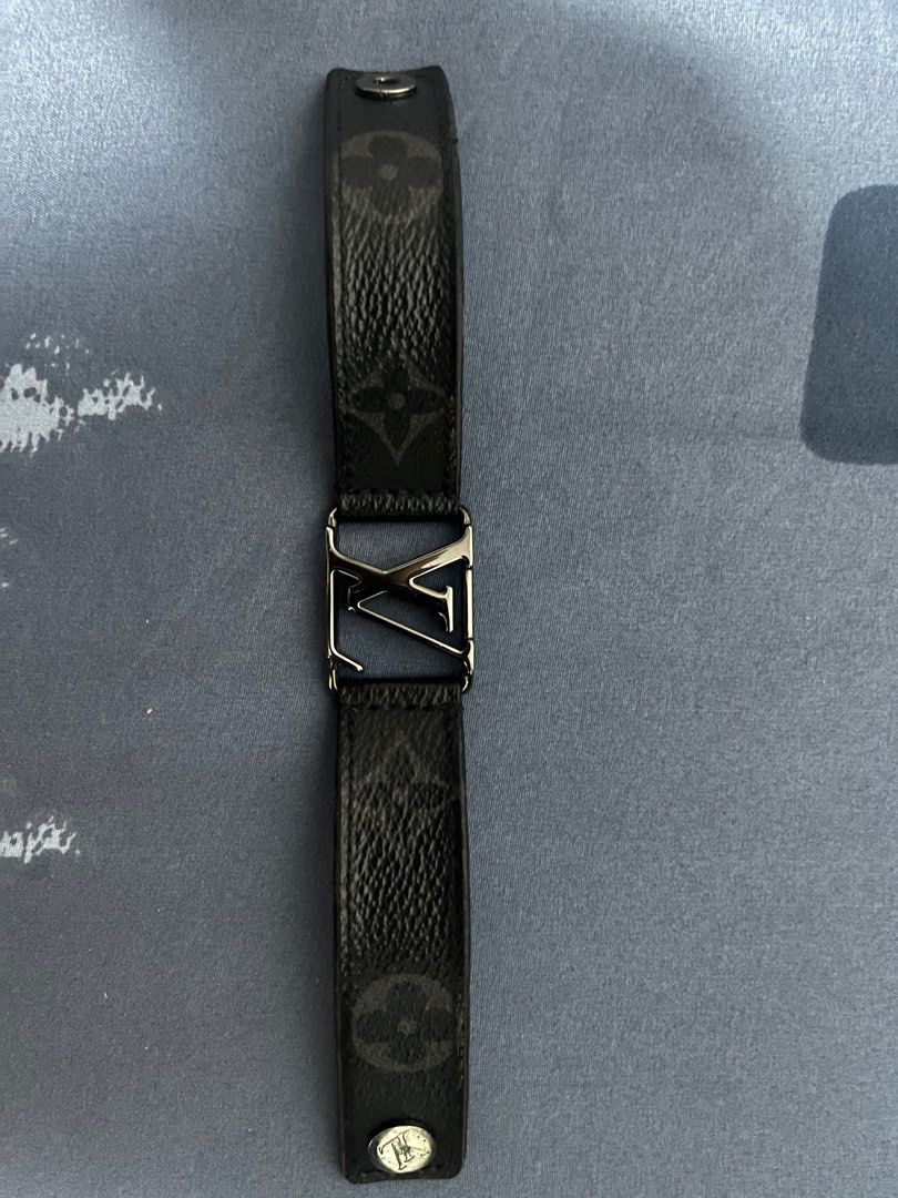 Louis Vuitton Hockenheim Bracelet Grey Coated Canvas. Size 21